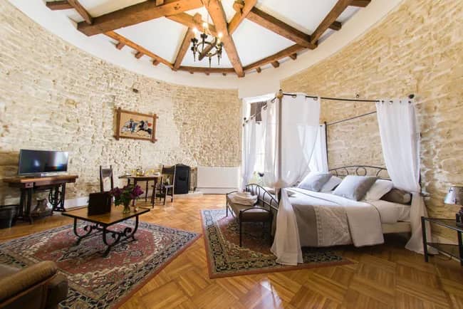 Accommodation and activities for your guests